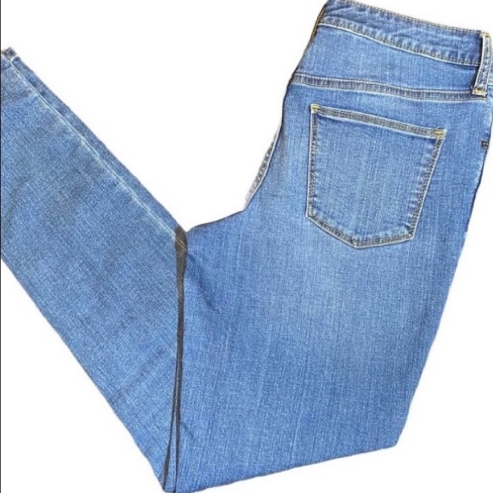 Universal Thread Size 6 Skinny Jean Blue